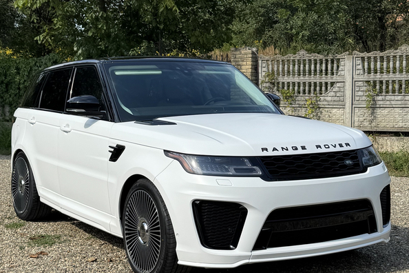 Range Rover Sport L494 2018–2022: montáž body kitu SVR – naše práce Fotografie 21