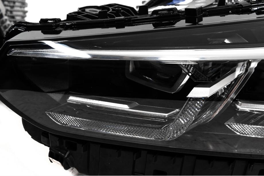BMW X3 G01 2018– Přední světlomety OEM LCI (pro přestavěné vozy 2022–2024) Fotografie 7