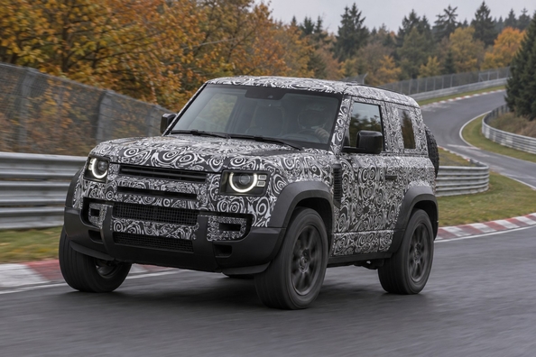 Land Rover Defender Sport: menší Defender na Nürburgringu — co víme před premiérou 2027 Fotografie 1