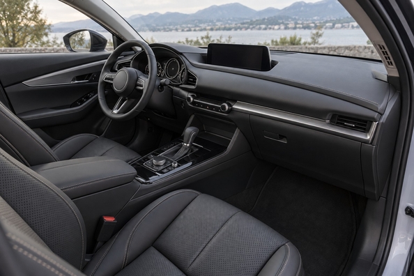 Mazda CX-30 2027: co se změnilo – sportovní výbava, barvy a infotainment Fotografie 1