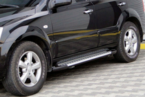 Kia Sorento I BL 2002–2009 Boční nášlapy Allmond Grey (2 ks, hliník) fotografie 1