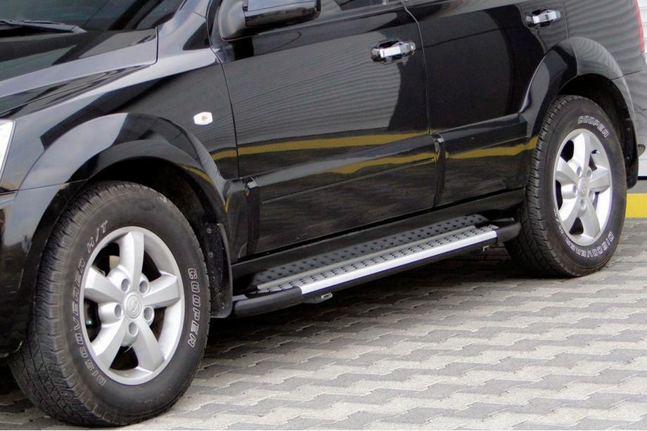 Kia Sorento I BL 2002–2009 Boční nášlapy Allmond Grey (2 ks, hliník) Image