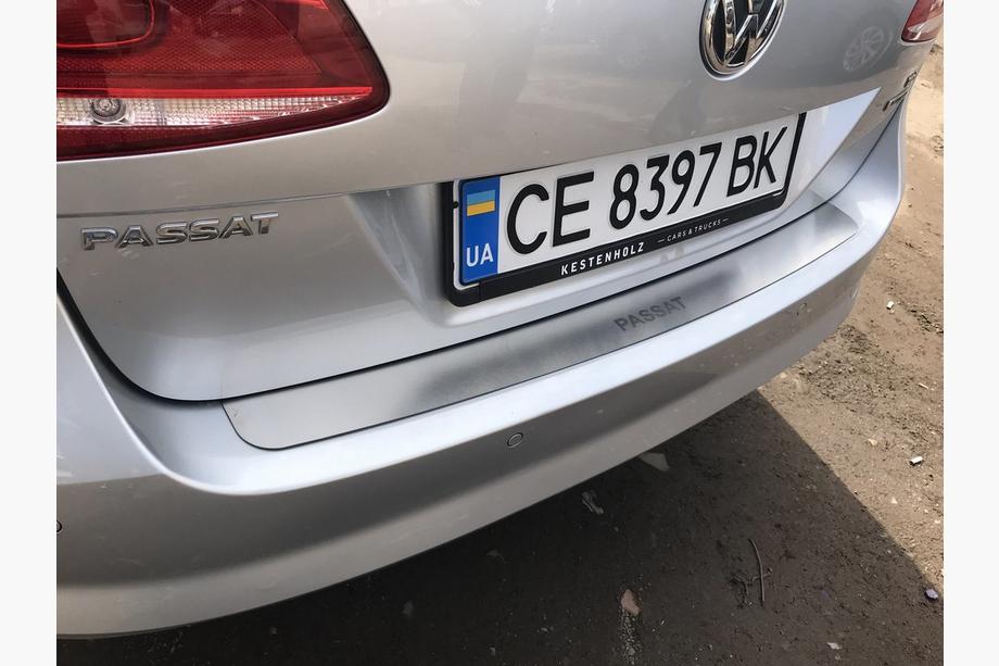 Volkswagen Passat B7 2012–2015 Ochranná lišta zadního nárazníku Nathaniko (nerez) Sedan Fotografie 5