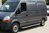 Nissan Interstar 2002–2010 Boční nášlapy Fullmond (2 ks, hliník) fotografie 1
