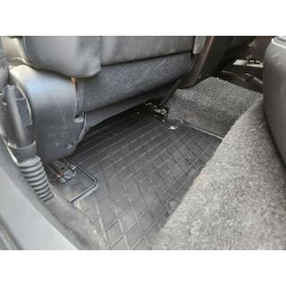 Gumové autokoberce do interiéru (4 ks, Stingray Premium) Nissan Qashqai 2007–2010 fotografie 4