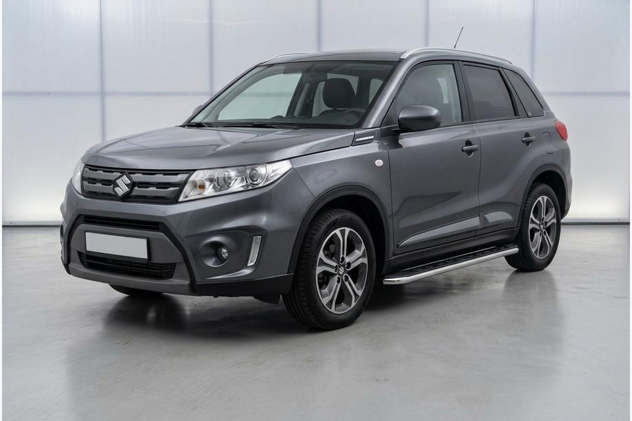 Suzuki Vitara 2015– Boční prahy Maydos V1 (2 ks, hliník ↗ nerez) Image
