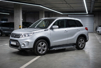 Suzuki Vitara 2015– Boční nášlapy Rainbow (2 ks, hliník) fotografie 1