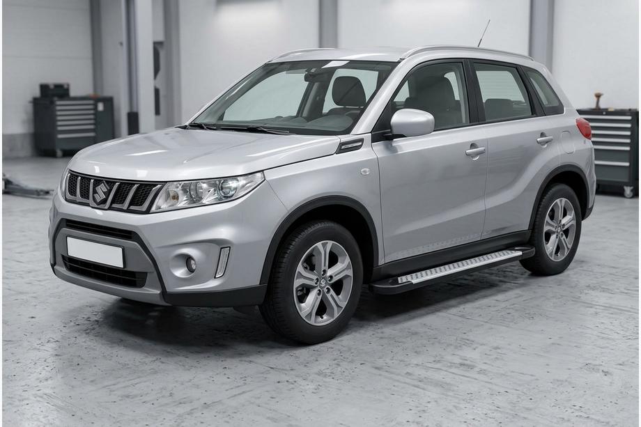Suzuki Vitara 2015– Boční nášlapy Allmond Grey (2 ks, hliník) Image