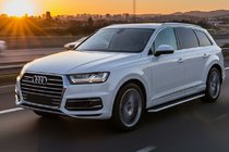 Audi Q7 2015–2026 Boční prahy Maydos V1 (2 ks, hliník ↗ nerez) fotografie 1