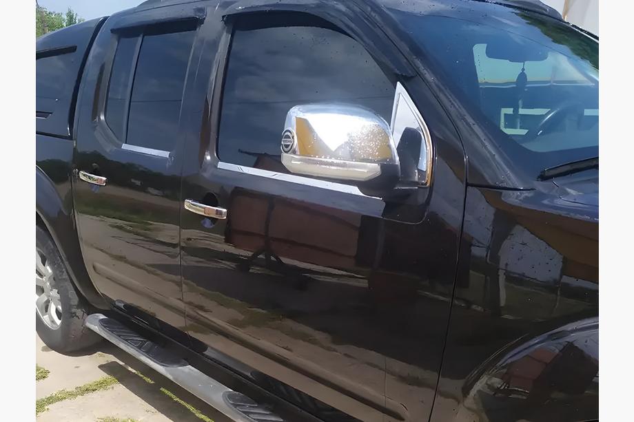 Nissan Navara 2006–2015 Chromové kryty zpětných zrcátek (2 ks, plast) Bez směrového opakovače Image