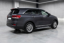 Kia Sorento III UM 2014–2020 Boční nášlapy Rainbow (2 ks, hliník) fotografie 1