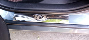 Peugeot 307 2001–2008 Kryty prahů Carmos V1 (4 ks, ocel) fotografie 4