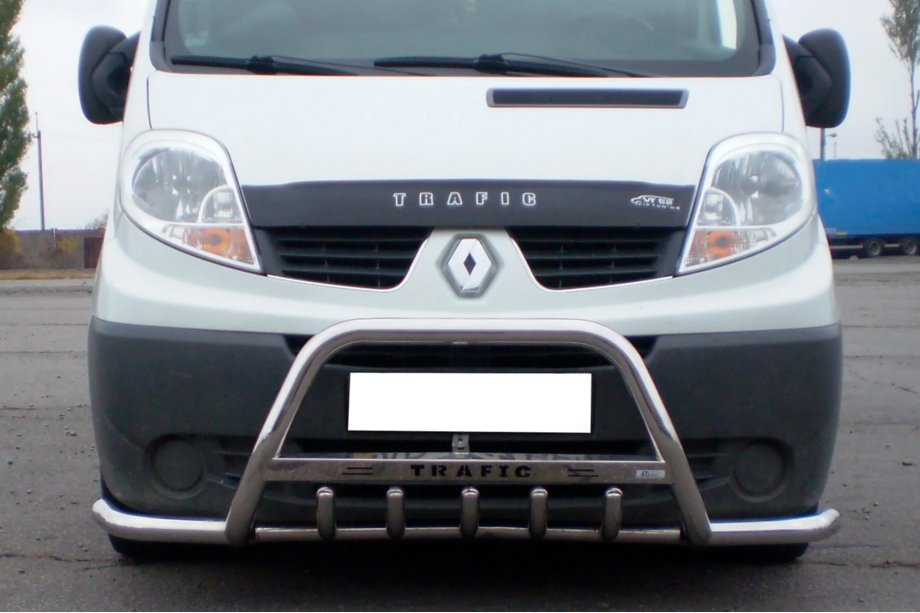 Renault Trafic 2001–2015 Nerezový přední ochranný rám s „vousy“ Exclusive Fotografie 1