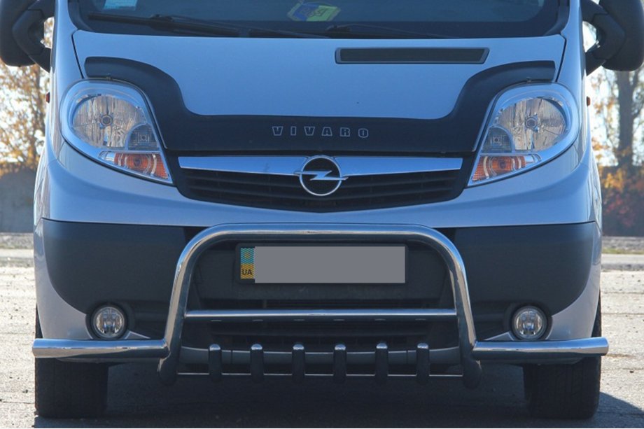 Renault Trafic 2001–2015 Nerezový přední ochranný rám s „vousy“ Exclusive Fotografie 2