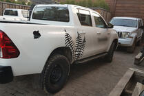 Toyota Hilux 2015– Boční nášlapy Allmond Black (2 ks, hliník) fotografie 5