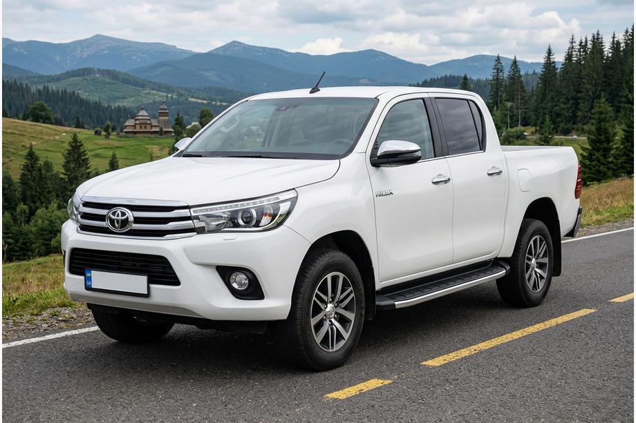 Toyota Hilux 2015– Boční nášlapy Fullmond (2 ks, hliník) Image