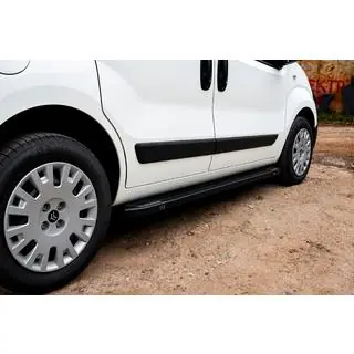 Boční nášlapy Rainbow Black (2 ks, hliníkový profil) Citroen Nemo 2007–2017 fotografie 1