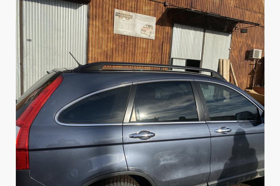 Honda CRV 2007–2011 Černé střešní ližiny (Crown) Fotografie 4