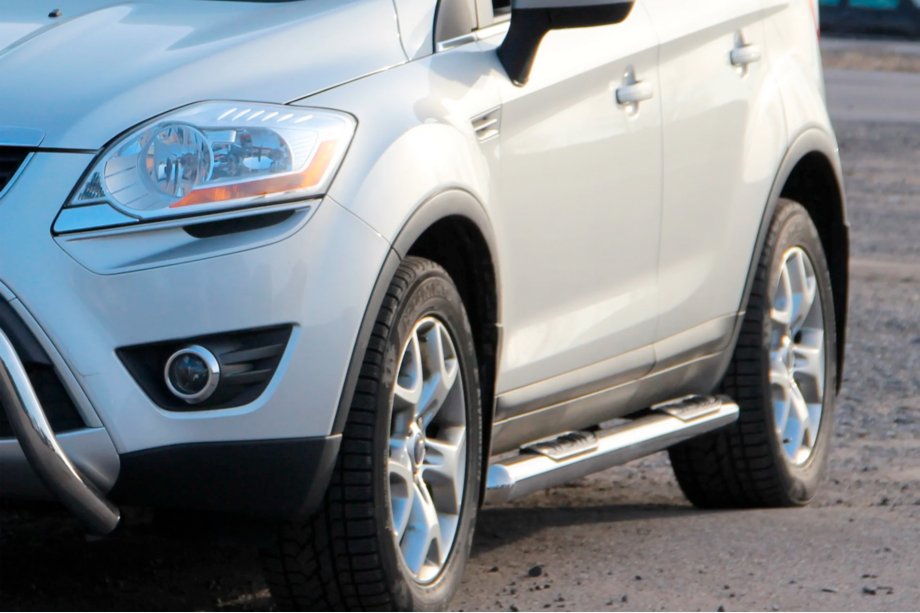Ford Kuga 2008–2013 Boční rovné trubky (2 ks, nerez) Fotografie 1