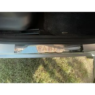 Kryty prahů Carmos (4 ks, nerez) Skoda Fabia 2000–2007 fotografie 1