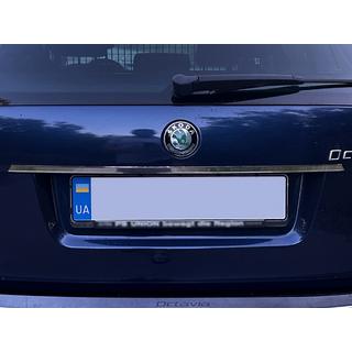 Chromová lišta nad SPZ Carmos (nerez) Skoda Octavia II A5 2010–2013 fotografie 1