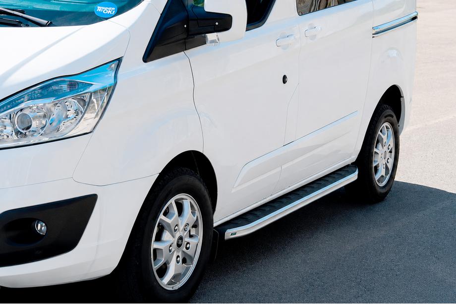 Ford Custom 2013–2022 Boční nášlapy Fullmond (2 ks, hliník) Image
