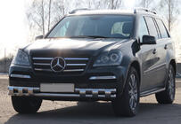 Mercedes GL třída X164 2006–2012 Přední ochranný rám ST015 (nerez) fotografie 1