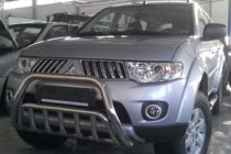 Mitsubishi Pajero Sport 2008–2015 Přední ochranný rám WT002 (nerez) fotografie 3