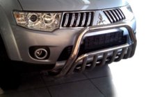 Mitsubishi Pajero Sport 2008–2015 Přední ochranný rám WT002 (nerez) fotografie 4