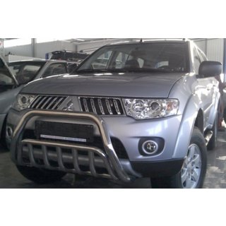 Přední ochranný rám WT002 (nerez) Mitsubishi Pajero Sport 2008–2015 fotografie 3