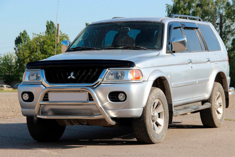 Mitsubishi Pajero Sport 1996–2007 Bullbar WT022 (nerez) Image