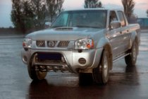 Nissan NP300 1999–2015 Přední ochranný rám (bullbar) WT002 (nerez) fotografie 1