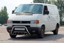 Volkswagen T4 Caravelle/Multivan 1990–2003 Přední ochranný rám (bullbar) WT002 (nerez) fotografie 3