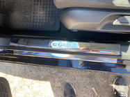 Volkswagen Golf 6 2008–2014 Nerezové kryty vnitřní části prahu (2 ks) fotografie 2