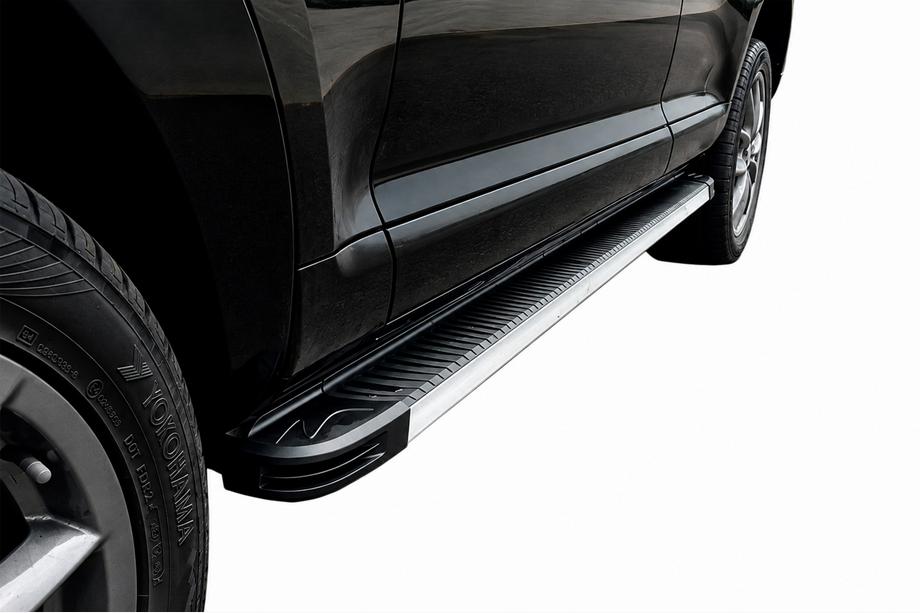 Porsche Cayenne 2003–2010 Boční nášlapy Maya V1 (2 ks, hliník) Image