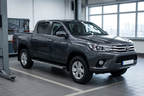 Toyota Hilux 2015– Boční nášlapy Blackline (2 ks, hliník) fotografie 1