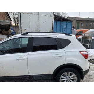 Střešní podélníky Skyport Black Nissan Qashqai 2010–2014 fotografie 3