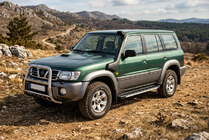 Nissan Patrol Y61 1997–2011 Boční nášlapy Maya V1 (2 ks, hliník) fotografie 1