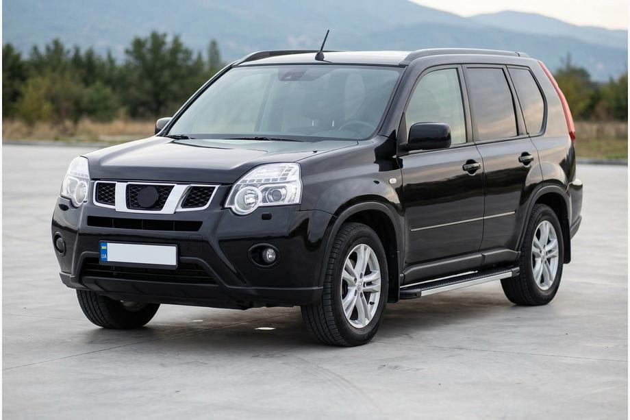Nissan X-trail T31 2007–2014 Boční nášlapy Maya V1 (2 ks, hliník) Image