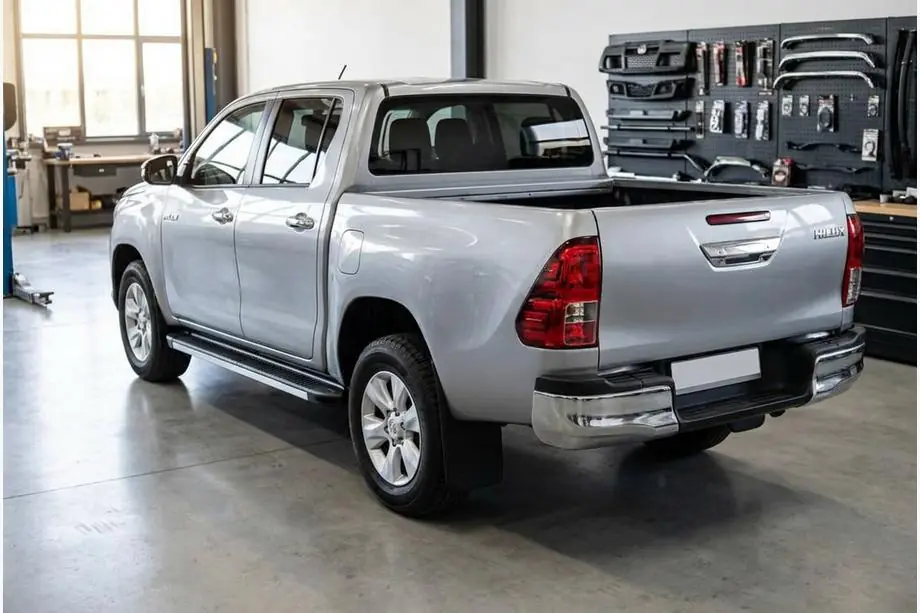 Toyota Hilux 2015– Boční nášlapy Maya V1 (2 ks, hliník) Image