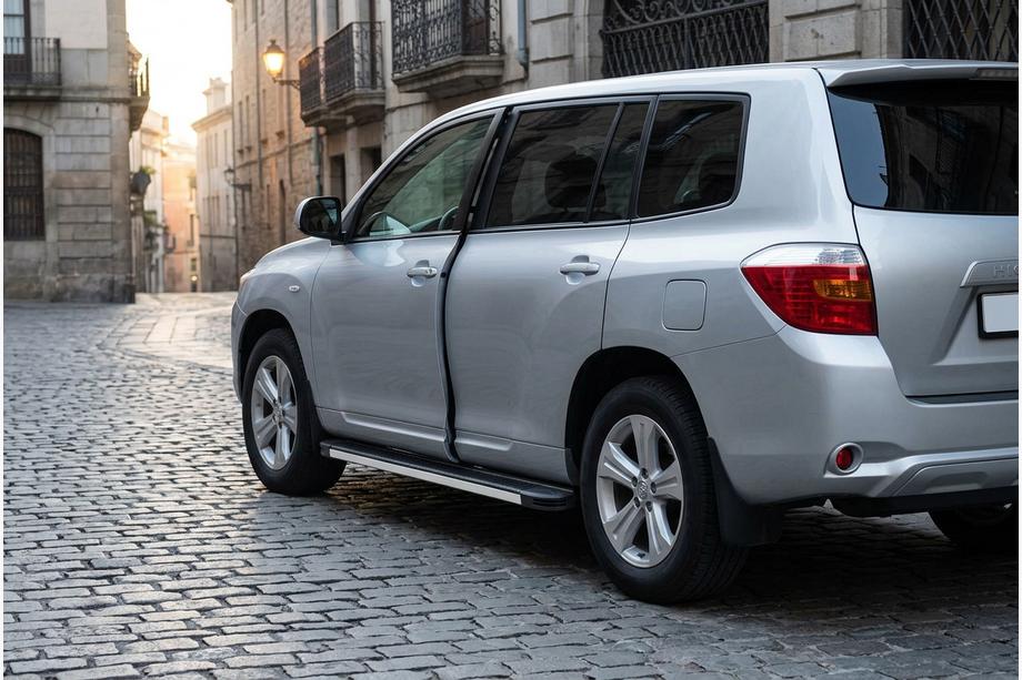 Toyota Highlander 2008–2013 Boční nášlapy Maya V1 (2 ks, hliník) Image