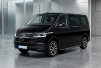 Volkswagen T6 2015–2024 Boční nášlapy RedLine Black (2 ks, hliník) Krátký rozvor fotografie 1