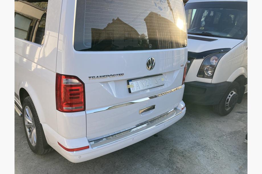 Volkswagen T6 2015–2024 Nerezová lišta pod SPZ Image
