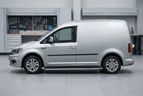 Volkswagen Caddy 2015–2020 Boční prahy Tayga Grey (2 ks, hliník) fotografie 1