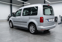 Volkswagen Caddy 2015–2020 Boční nášlapy Tayga Black (2 ks, hliník) Standardní základna fotografie 1