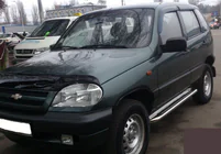 Chevrolet Niva 1998–2020 Boční nášlapy Premium (2 ks, nerez) fotografie 2