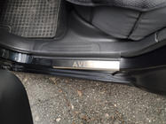 Chevrolet Aveo T250 2005–2011 Nerezové kryty prahů dveří Carmos (4 ks) fotografie 6