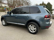 Volkswagen Touareg 2002–2010 Střešní ližiny chrom (plastové patky) Kovová patka fotografie 2