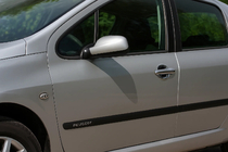 Peugeot 307 2001–2008 Kryty pod kliky dveří (4 ks, plast) fotografie 1