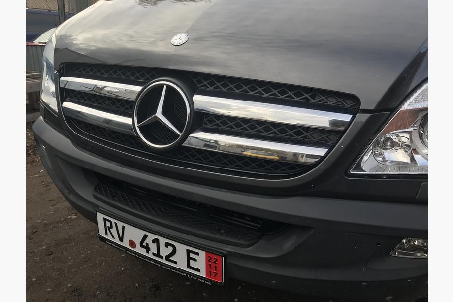 Mercedes Sprinter W906 2006–2018 Lišty na masku (2006-2013, nerez) Fotografie 7